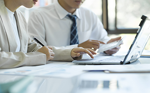 注冊(cè)中字開(kāi)頭的公司