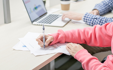 如何注冊電子商務(wù)公司？流程、材料及費(fèi)...