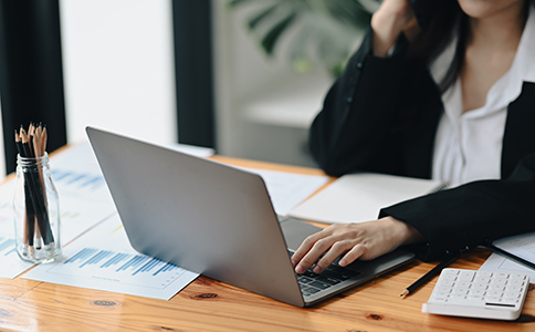 注冊餐飲公司需要什么條件？